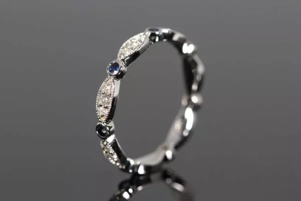 sapphire gold ring