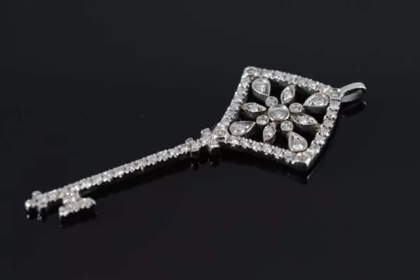 14K White Gold Diamond Key Necklace - Image 6