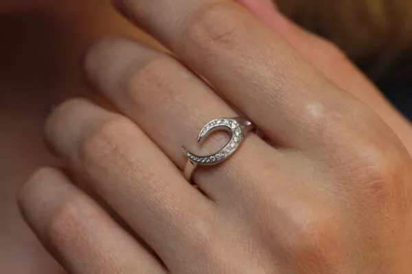 Wave Shape Diamond Ring 18K White Gold