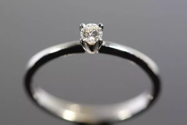 Tiny diamond engagement ring 18K white gold - Image 6