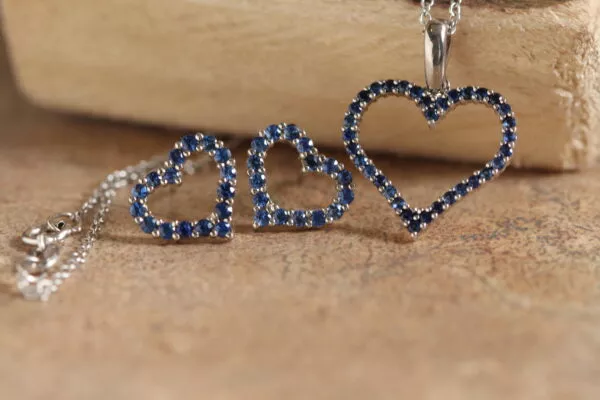 sapphire heart set
